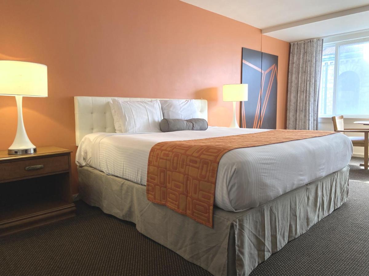Howard Johnson By Wyndham Atlantic