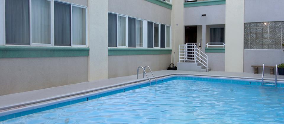 Howard Johnson By Wyndham Atlantic Hotel