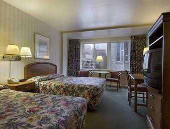 Howard Johnson By Wyndham Atlantic Hotel